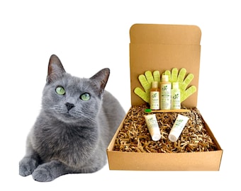Natural Pet Grooming Kit Sample Set | For Senstive or Dry Skin | Organic Dog & Cat Shampoo Conditioner, Ear Cleaner, Eyewash + Toothpaste