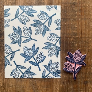 Rubber stamp | hand carved stamp | mounted or unmounted | flower | spring flower | floral design | spring | Scandinavian | flower stamp