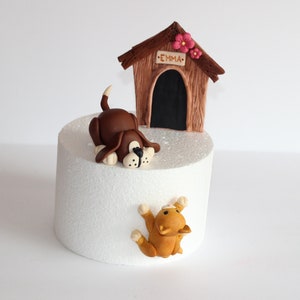 Dog house cake shop