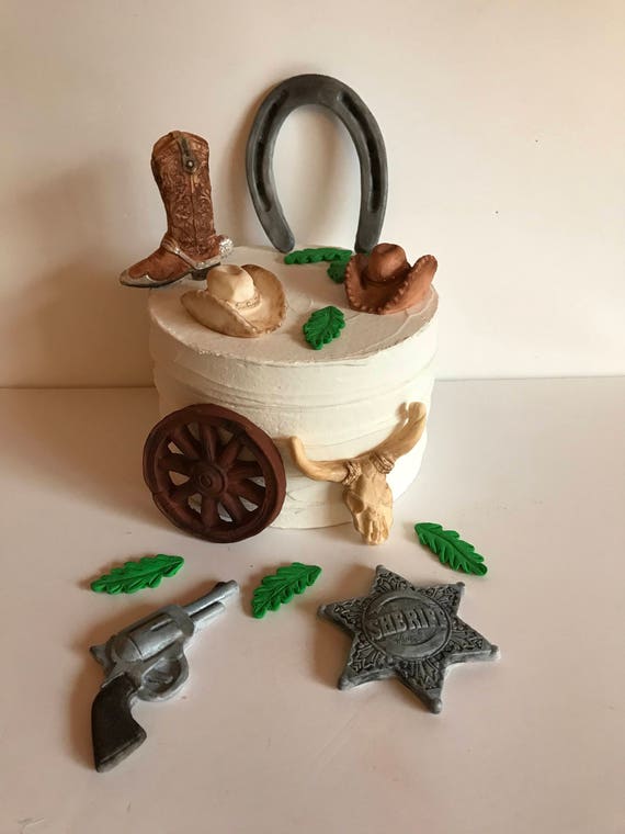 Fondant Western Theme Cake Cowboy Decoration Horseshoe Wagon Wheel