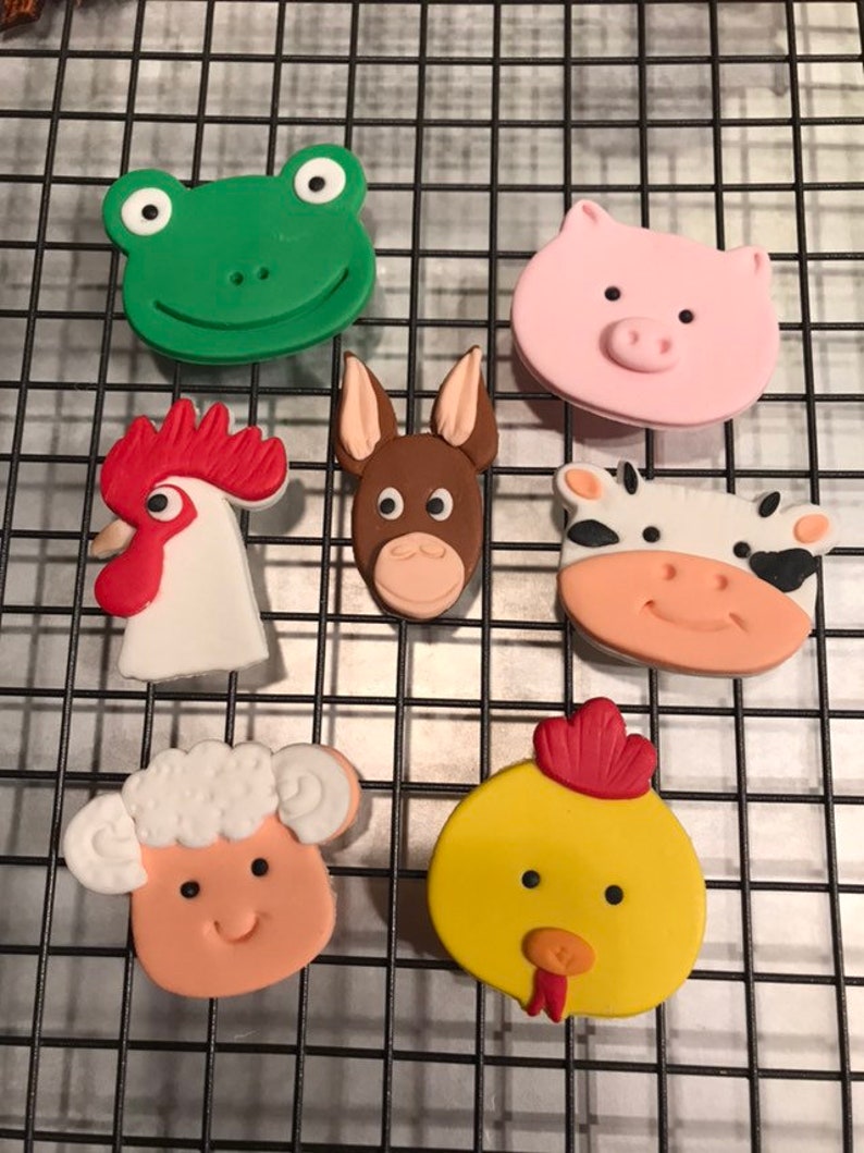 Fondant Farm Animals2D Cupcake Toppers Cow Donkey Sheep Chicken Pig Frogs Barn Baby Shower Birthday image 2