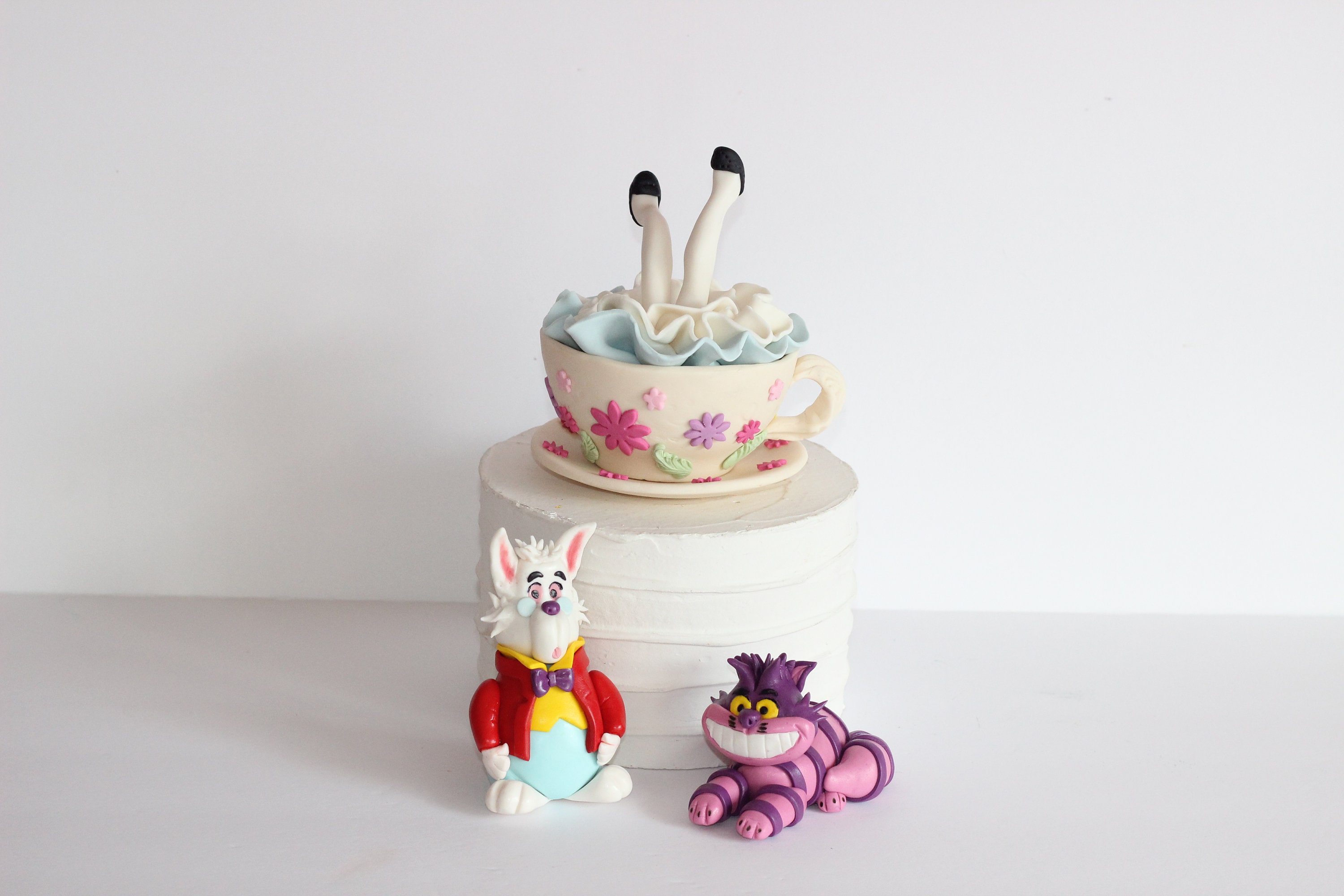 Round Truly Alice White Rabbit Tea Party Birthday Edible Cake
