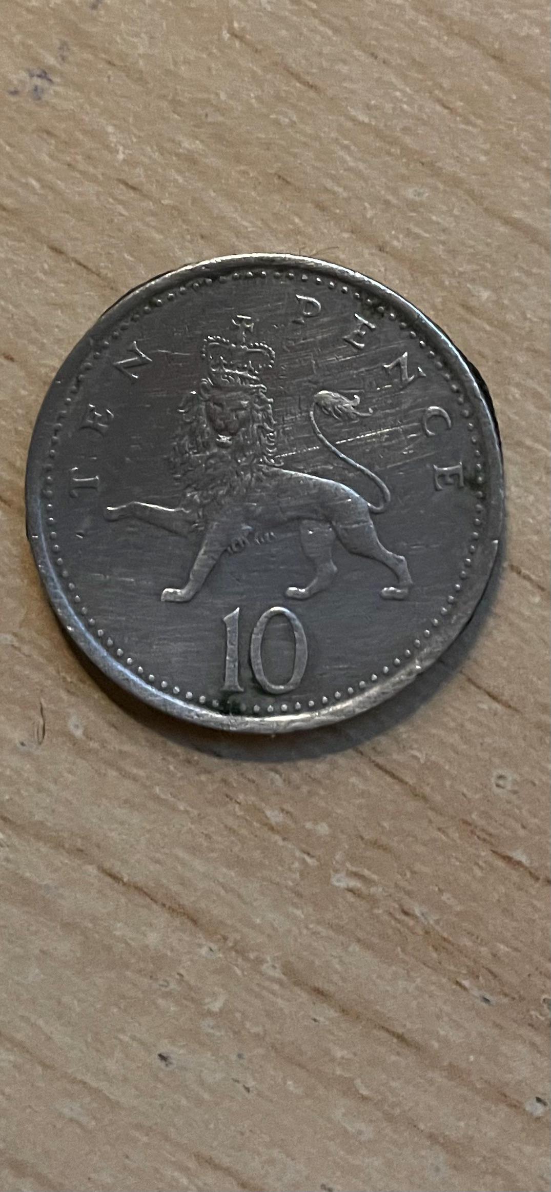 希少なエリザベス2世英国1992年10ペンス硬貨 - Etsy 日本