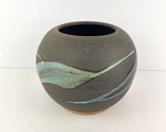 Pottery Vase Vessel with Glazed Art on Exterior 6" Round