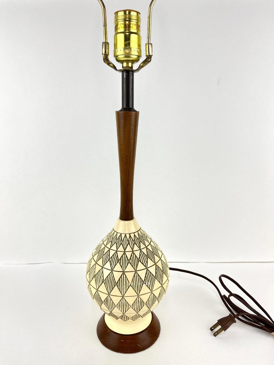 Quartite Creative Corp Lamp