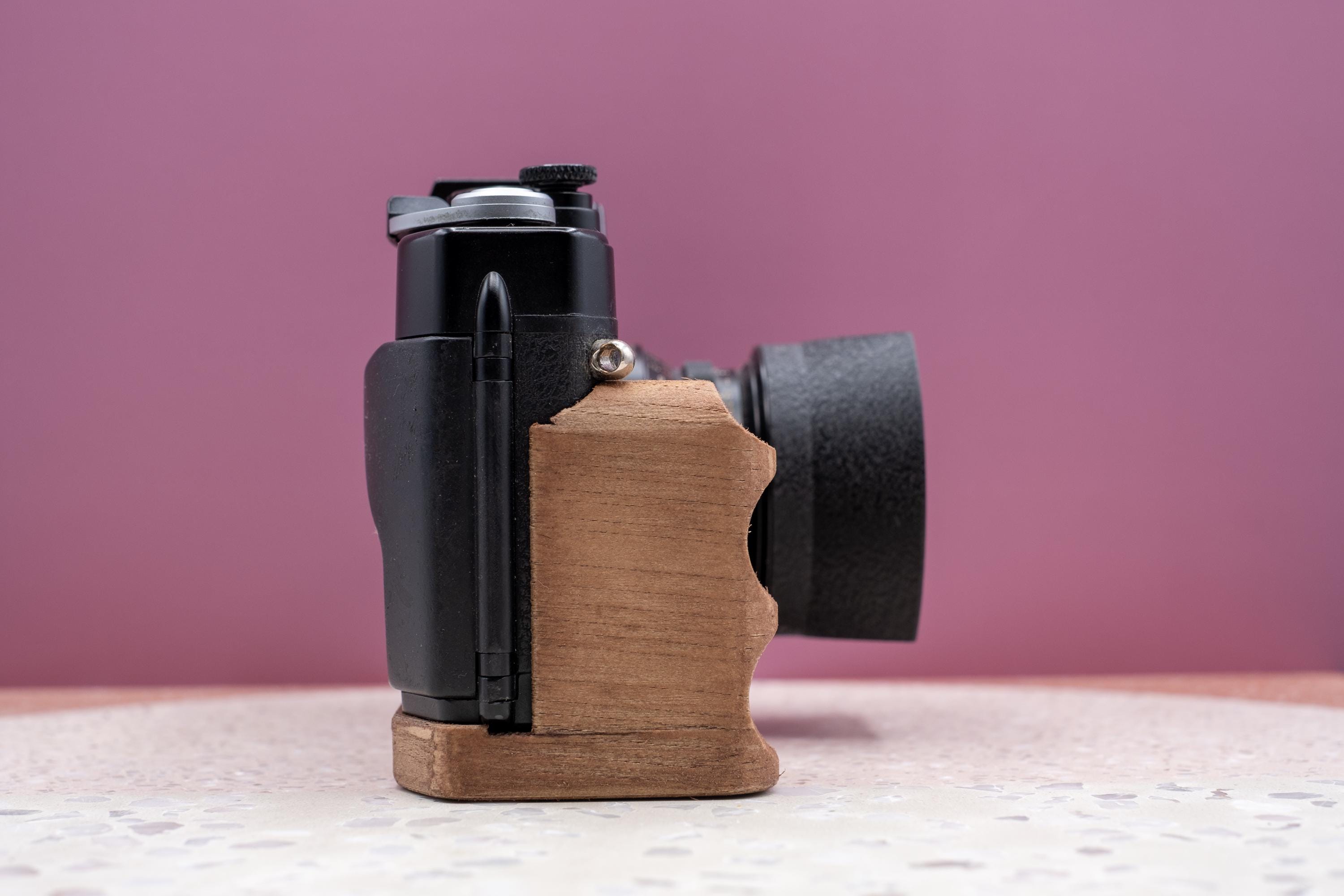 Voigtländer BESSA-R SIDEGRIP CASE ストラップ Voigtländer BESSA-R SIDEGRIP CASE ストラップ Voigtländer BESSA-R