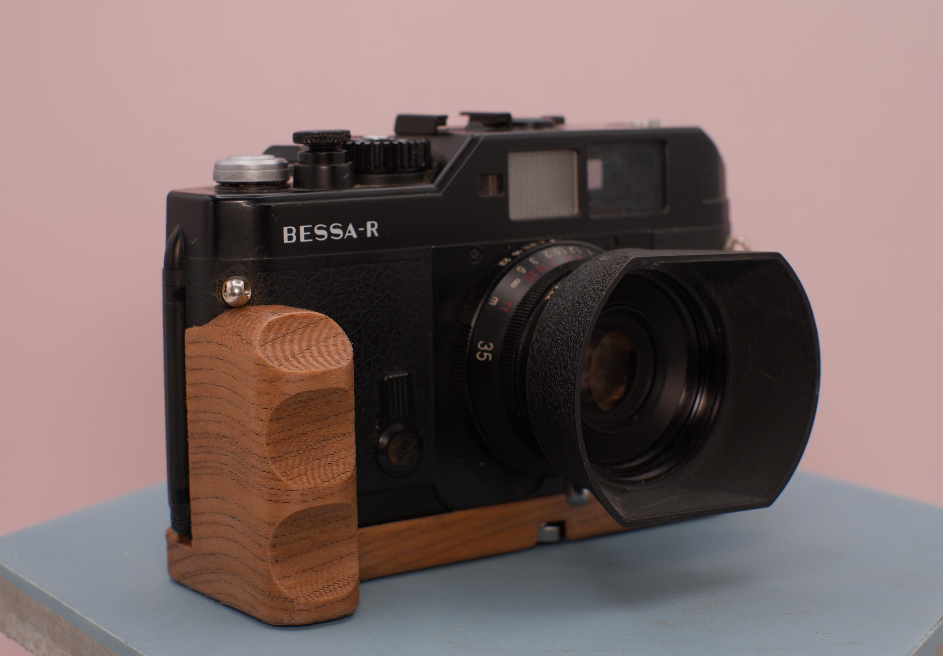 Voigtländer Grip Compatible With Bessa R/L/T Series Cameras | 3D