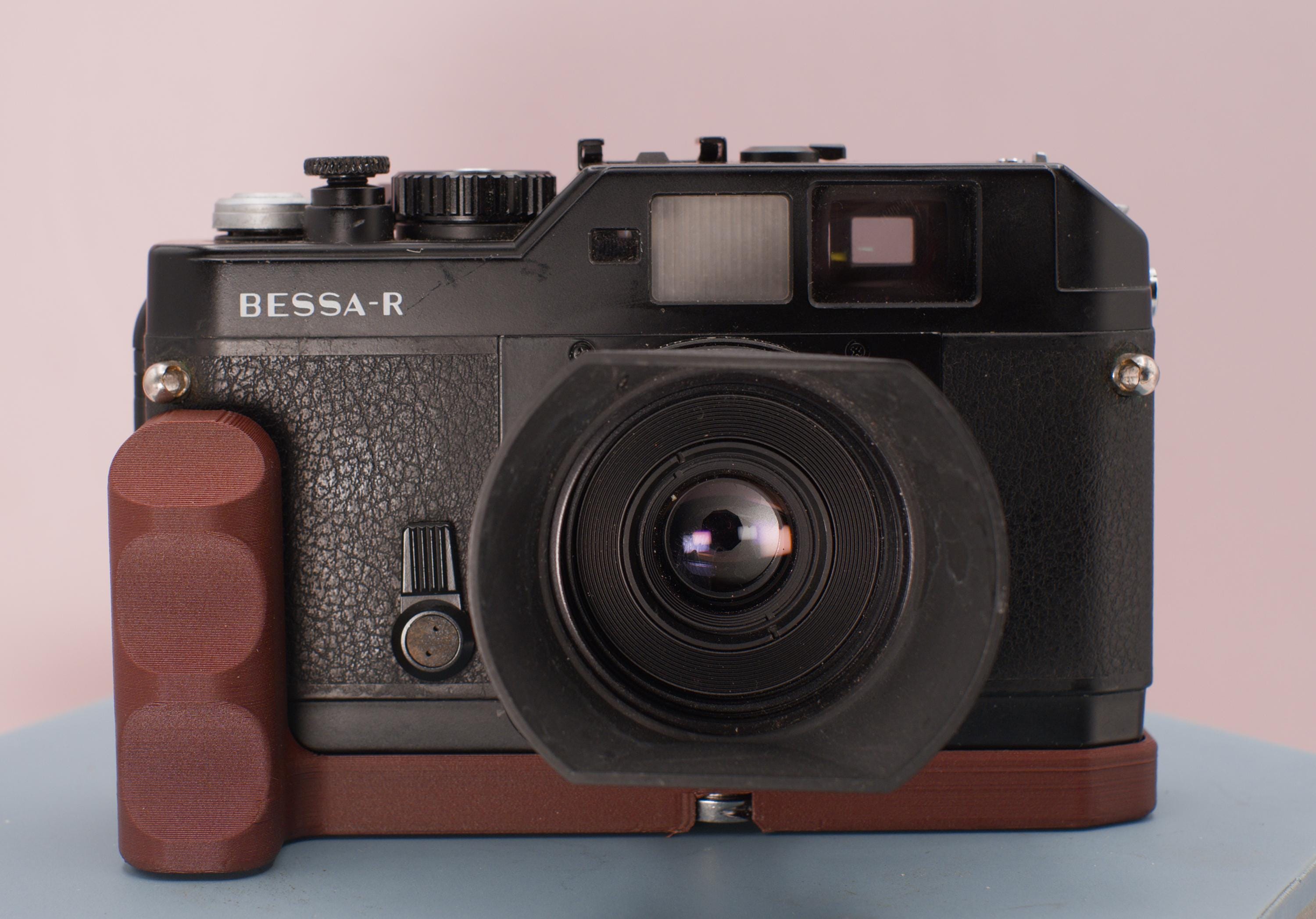 Voigtländer Grip Compatible With Bessa R/L/T Series Cameras | 3D