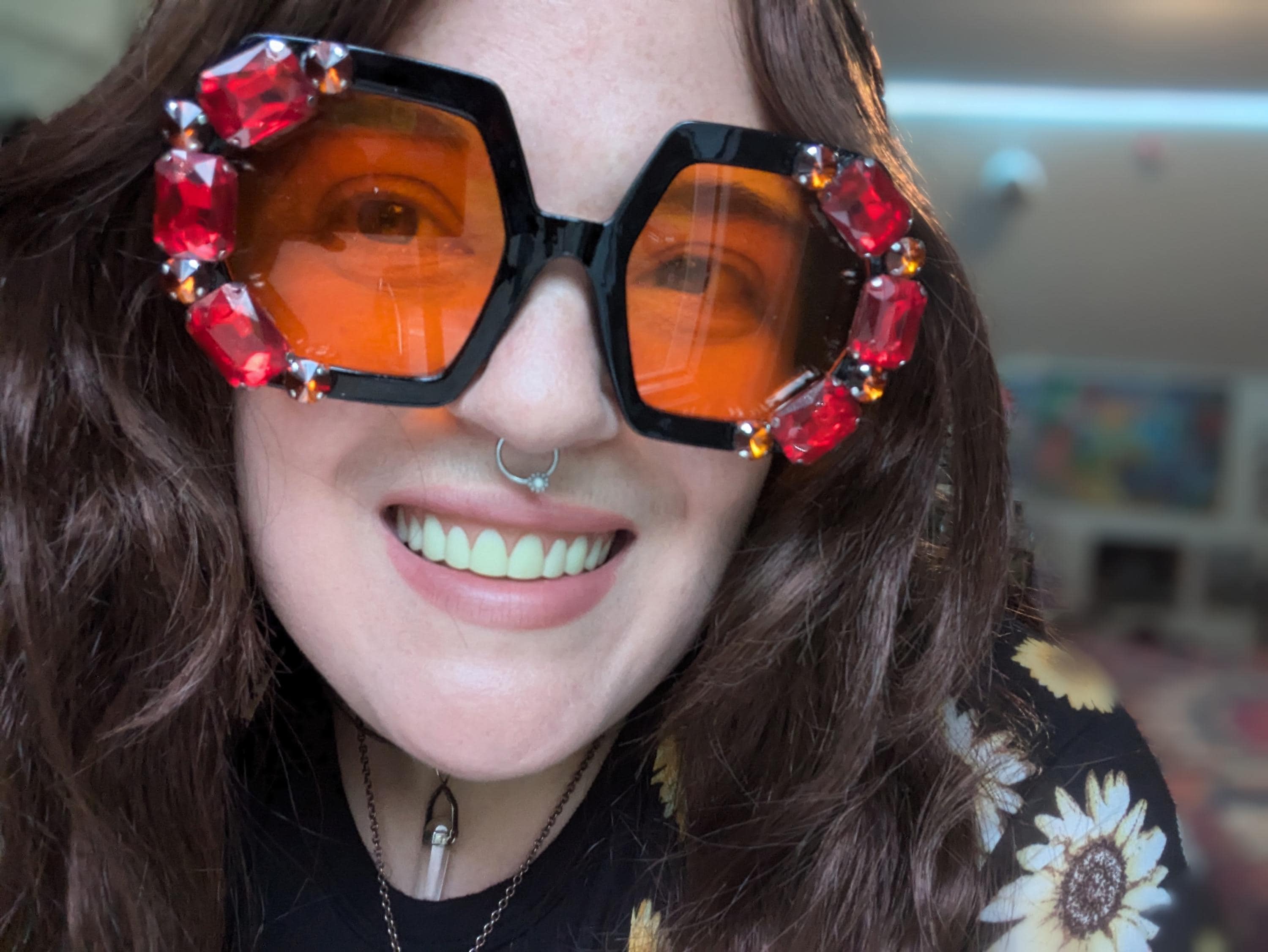 SEEING RED - Avant Garde Fancy Rhinestone Hexagon Sunglasses 