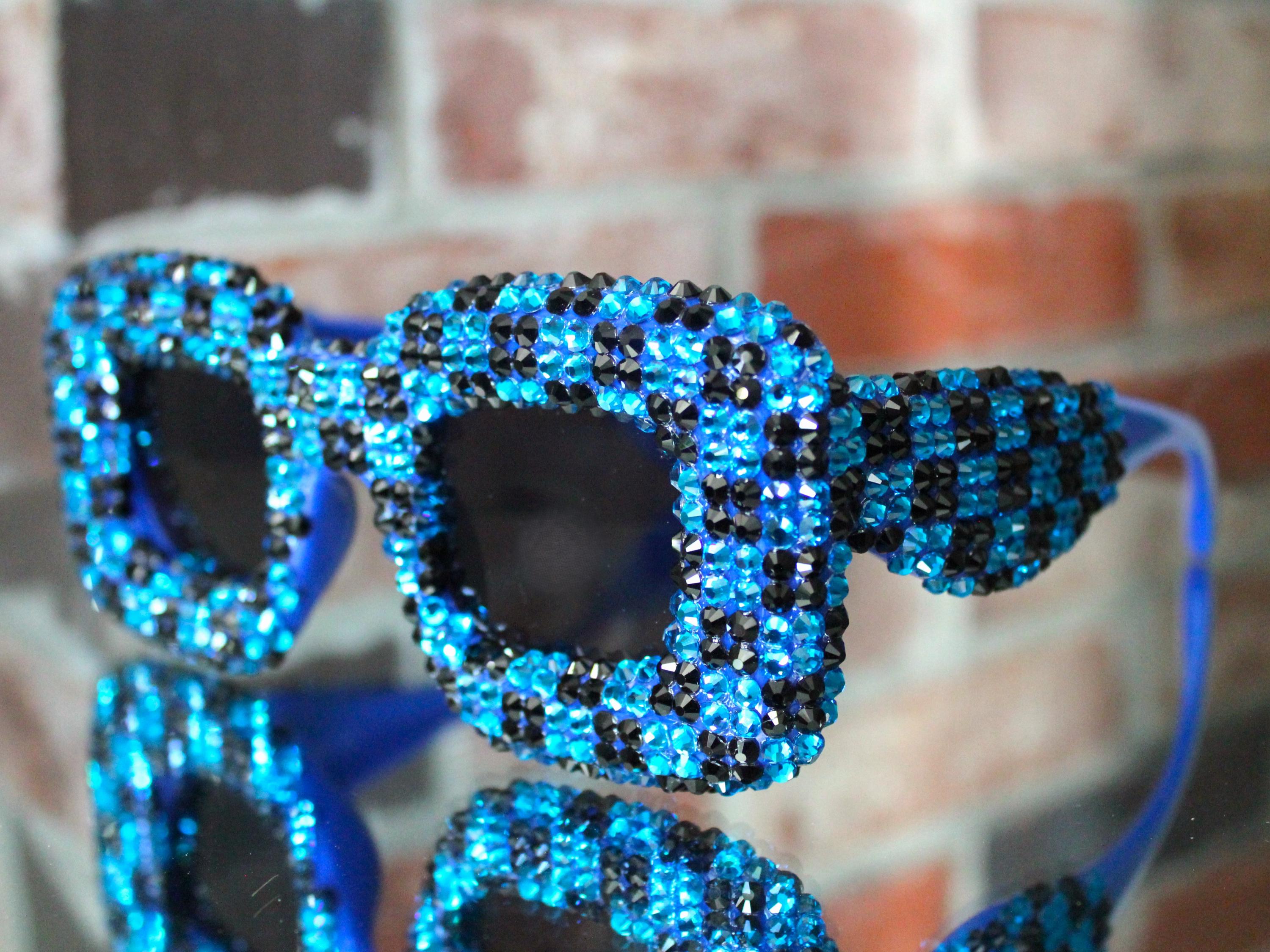 GLAMPUNK - Oversized Puffy Square Sunglasses W Black & Blue 