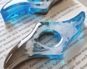Limited edition book accessory, reading decoration, seaside book page holder made of resin stone, minimal reading aid for bookworms and book lovers