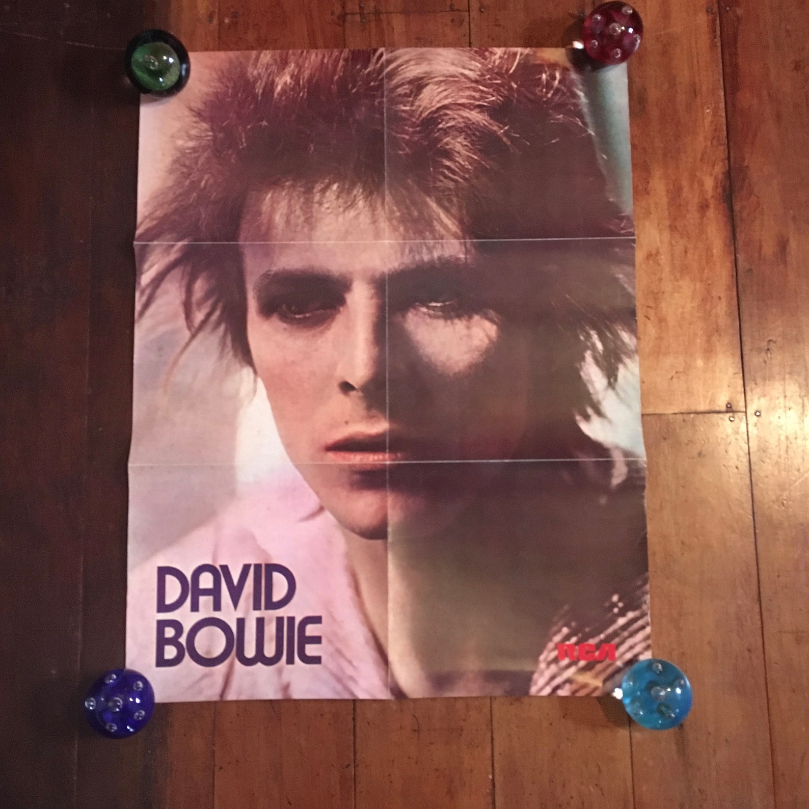 David bowie's space oddity. David Bowie Space Oddity 1969. Боуи Space Oddity. Bowie David "Space Oddity". Дэвида Боуи Space Oddity альбом.