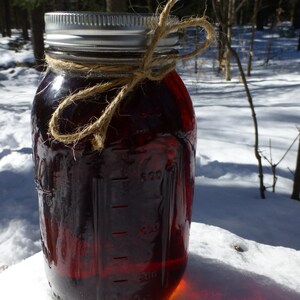 1 Quart of Pure Maple Syrup in Glass Mason Jar