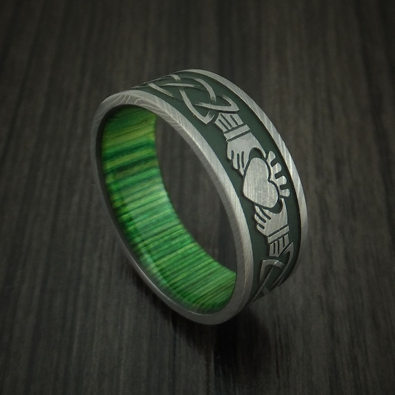 Custom claddagh ring deals