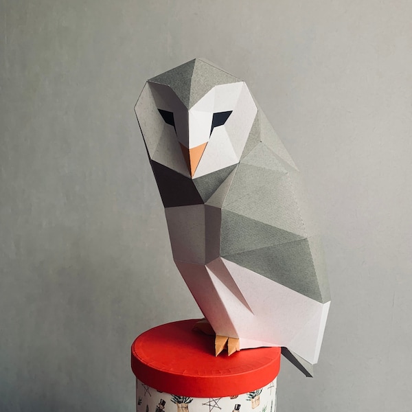 Barn Owl (Size L) - Low poly, Papercraft Sculpture, Digital download, PDF template