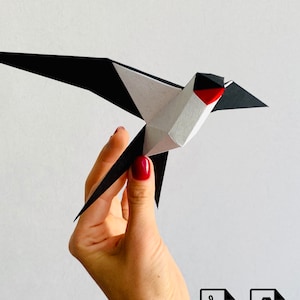 Rondine - Crea il tuo uccello low poly in volo, uccello geometrico, scultura di carta, uccello di carta, rondine 3D