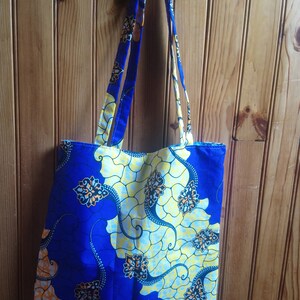 Tote bag