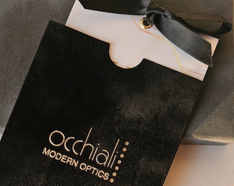 Tarjeta de regalo de terciopelo negro: Vale de regalo para negocios de belleza modernos, logotipo en lámina dorada, 4*6', proyecto personalizado
