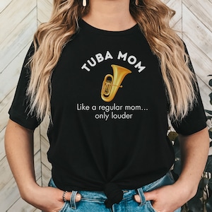 チューバママ Tシャツ、チューバママギフト、バンドママ、チューバ奏者シャツ、チューバ奏者ギフト、チューバ演奏シャツ、チューバ演奏ギフト、チューバシャツ、チューバ愛好家
