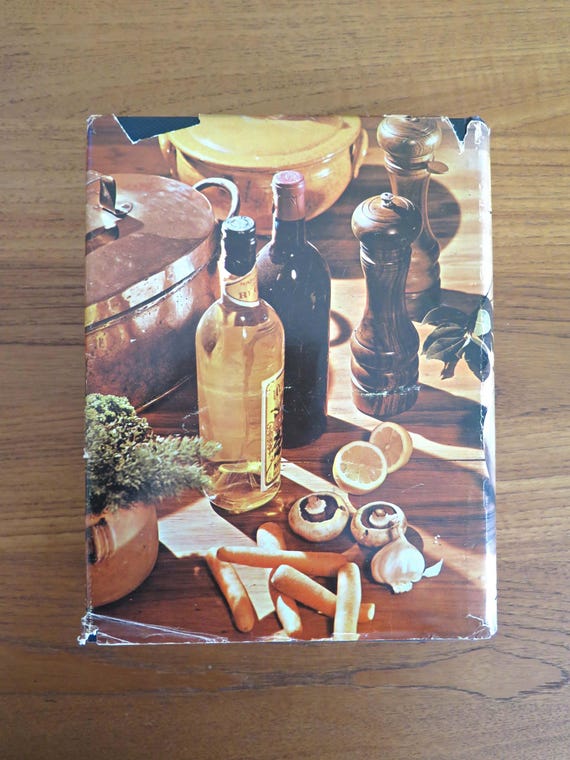 Larousse Gastronomique, Prosper Montagne, American Edition, 1965