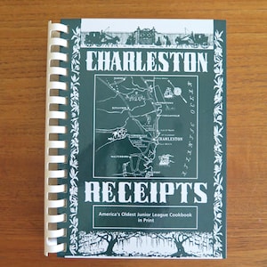 Charleston Receipts, Junior League of Charleston, 1993, 28th Printing, Vintage 1990s South Carolina Low Country Southern Cookbook, HC Spiral