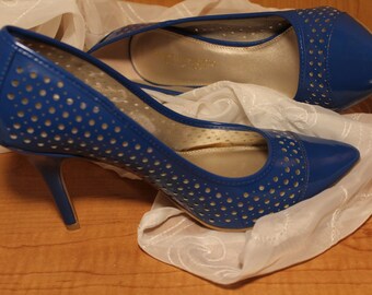 closed toe sandals payless