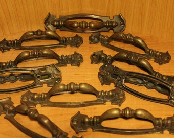 VINTAGE NATIONAL LOCK BRASS DECORATIVE CABINET//DRAWER//DRESSER PULLS ~ NOS