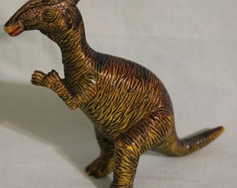 dinosaur that has a duckbill