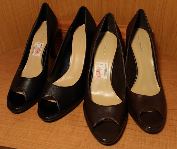 Enzo Angiolini Strapped pumps black casual look Shoes Pumps Strappy Pumps 