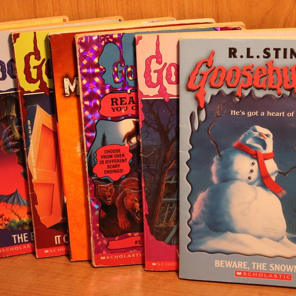 Goosebumps  R.L. Stine ~ Softcover Book Series ~ Scholastic ~ Reader Beware You're in for a Scare ~ Collectible