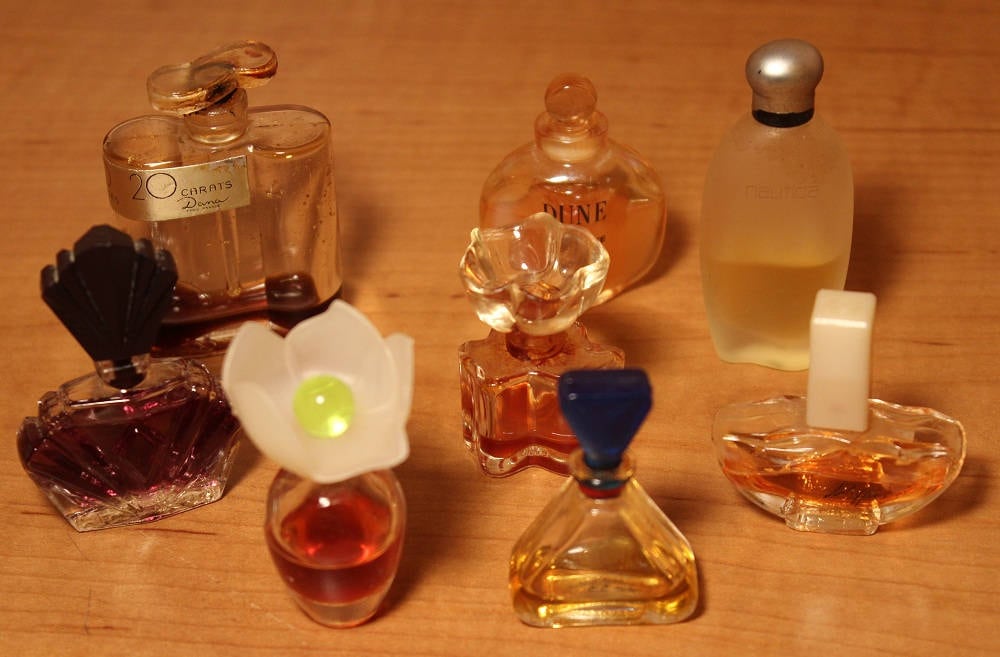 Vintage miniature perfume bottles hot sale