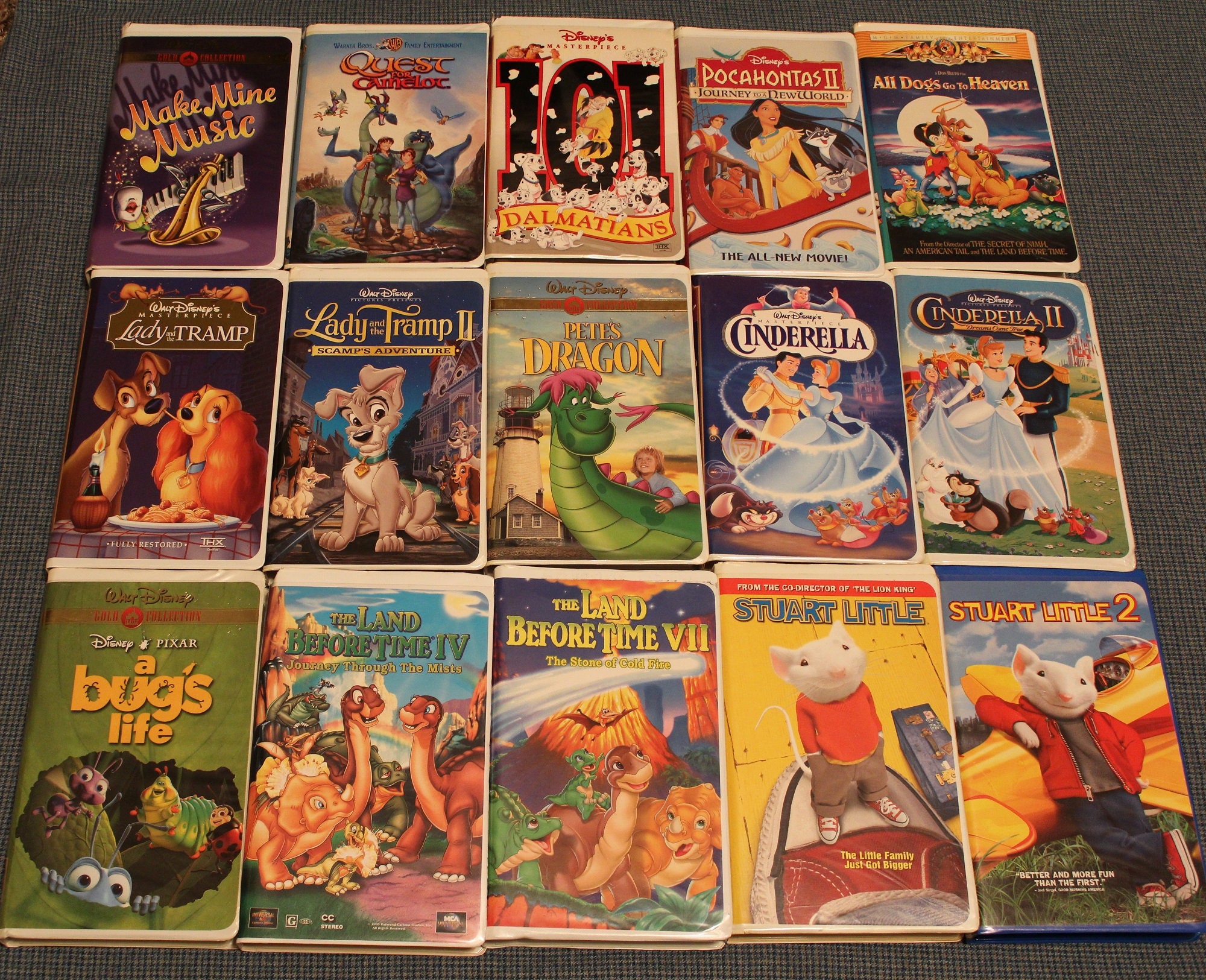 Animated VHS Movie Classics Family Entertainment Clam Shell