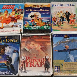Películas VHS nuevas selladas de fábrica ~ Versión en caja y tapa blanda ~ Títulos favoritos ~ Stock antiguo nuevo