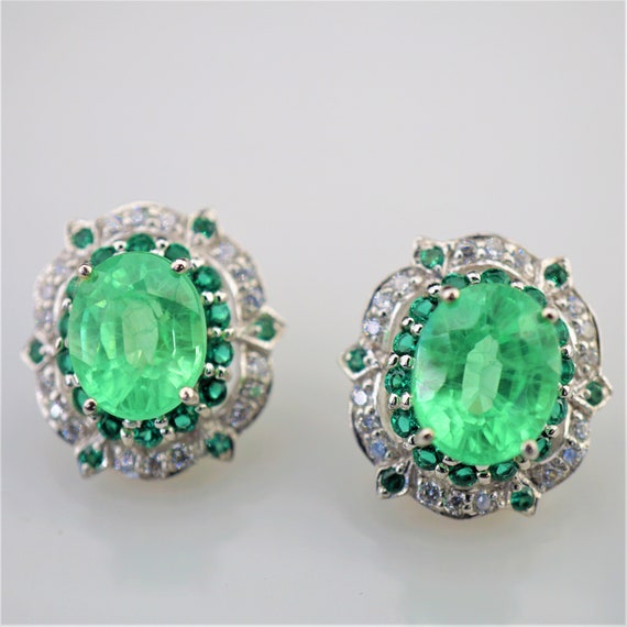 5.15 CTTW Emerald Earrings