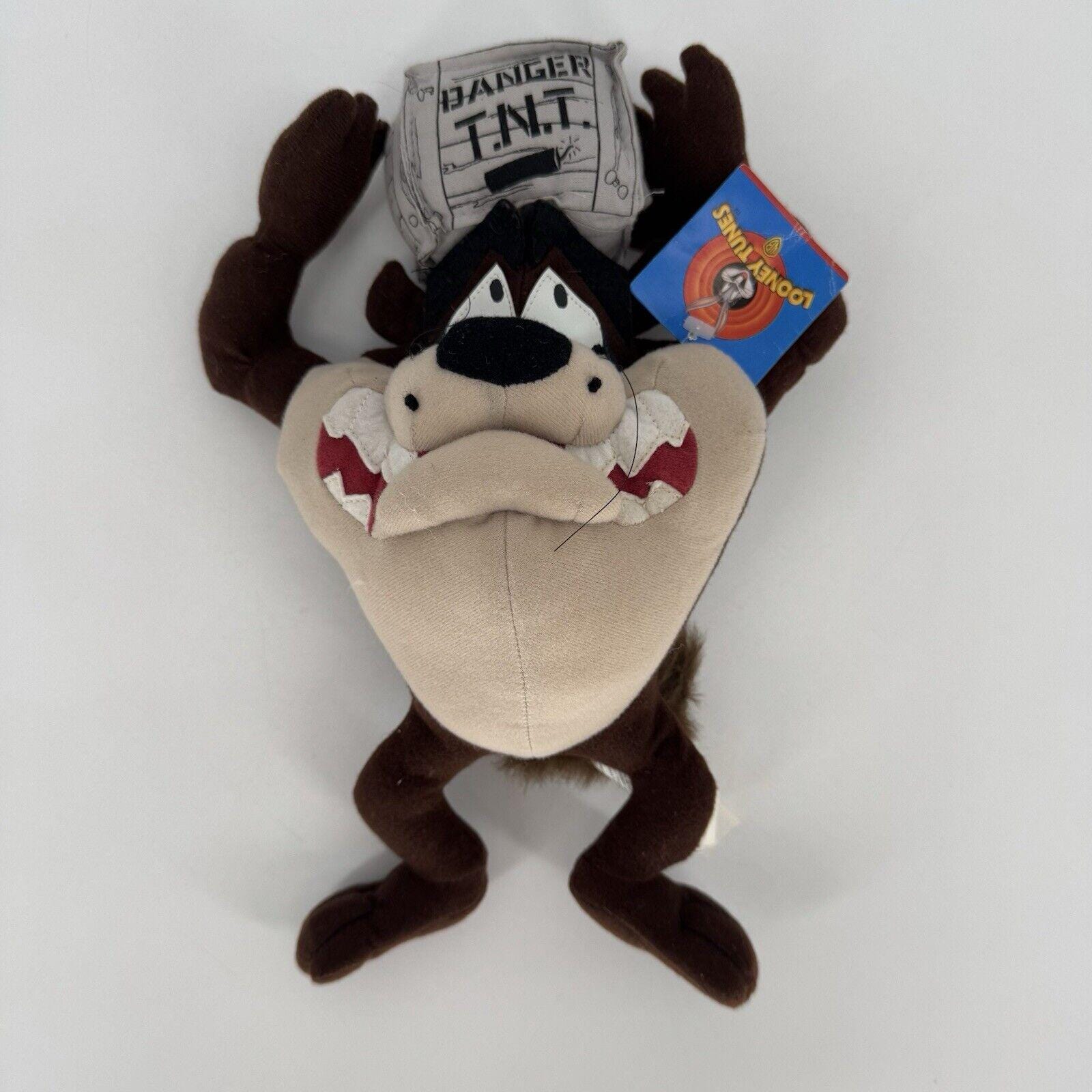 まとめTASMANIAN とTWEETY 100% 400% 2点 Vintage Looney Tunes Tasmanian Devil Taz Stuffed Animal Plush