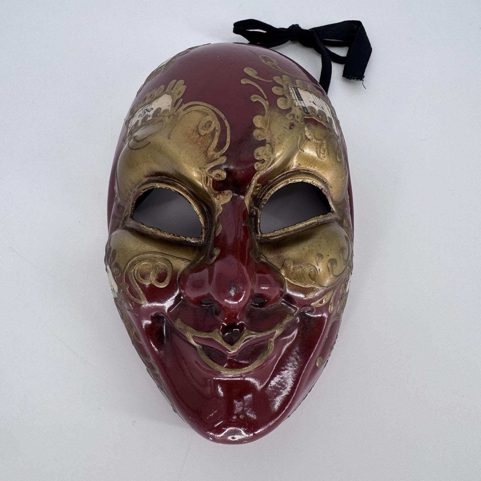 Volto Mask - Etsy