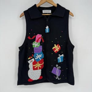 Tiara International Women&#39;s Large Christmas Sweater Vest Embroidered Full Zip