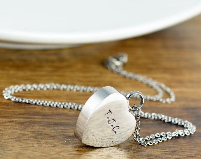 Personalized Cremation Jewelry, Ash Jewelry, Heart Cremation Pendant, Urn Necklace For Ashes, Silver Heart Necklace, Cremation Necklace