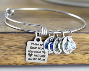 There's this boy who stole my heart he calls me mom bracelet / Mother and Son Bracelet, Mothers Jewelry, Mothers Day Gift, Mothers Bracelet