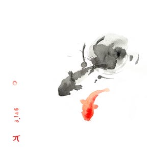 Puede incluir: Pintura a la acuarela sobre papel blanco con salpicaduras abstractas de tinta negra y un pez rojo-naranja. El número 3.146 y el símbolo pi están impresos en rojo. La obra de arte tiene un estilo minimalista.