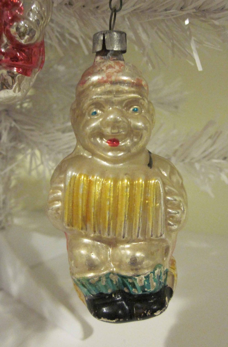 Delightful Western Germany Bear and Accordion Player in Lederhosen Christmas Tree Ornaments Holiday Decoration