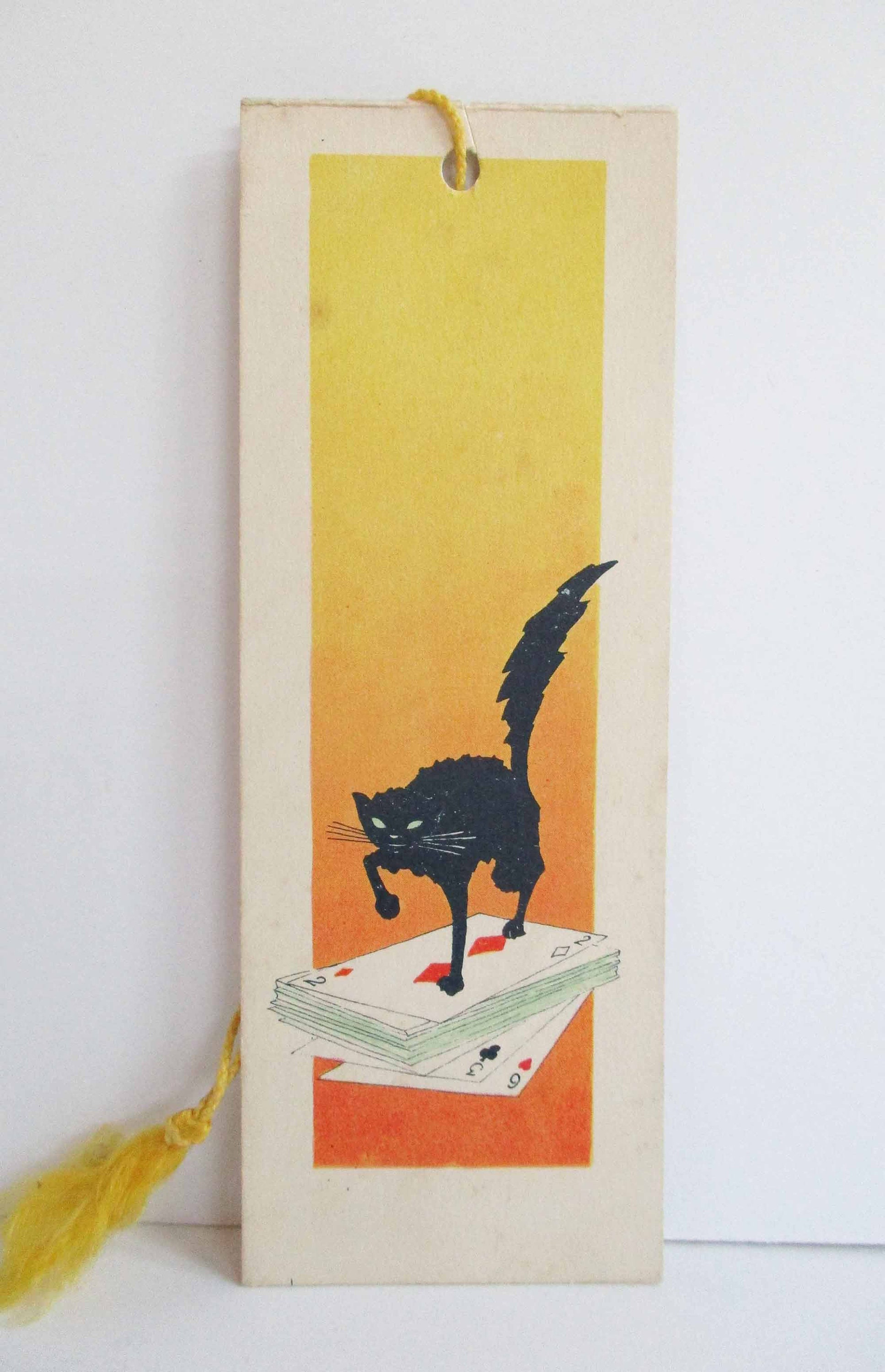 Halloween Bridge Tally With Black Screech Cat on Deck of Cards Not Used ...