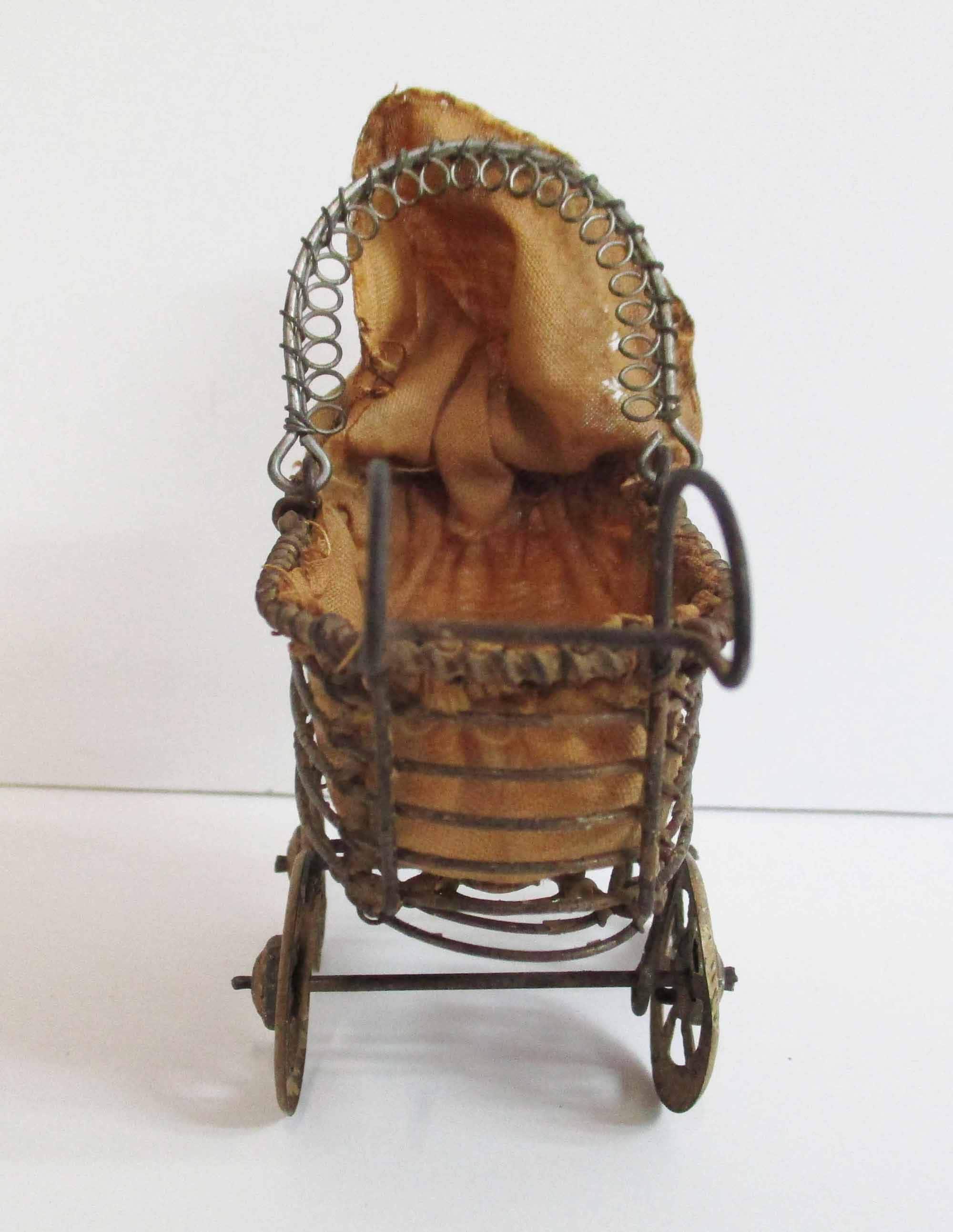 POUPÉE ANCIENNE MINIATURE/ COUPLE en COSTUME FOLKLORIQUE POLONAIS en TISSU EUR 45,00 - FR