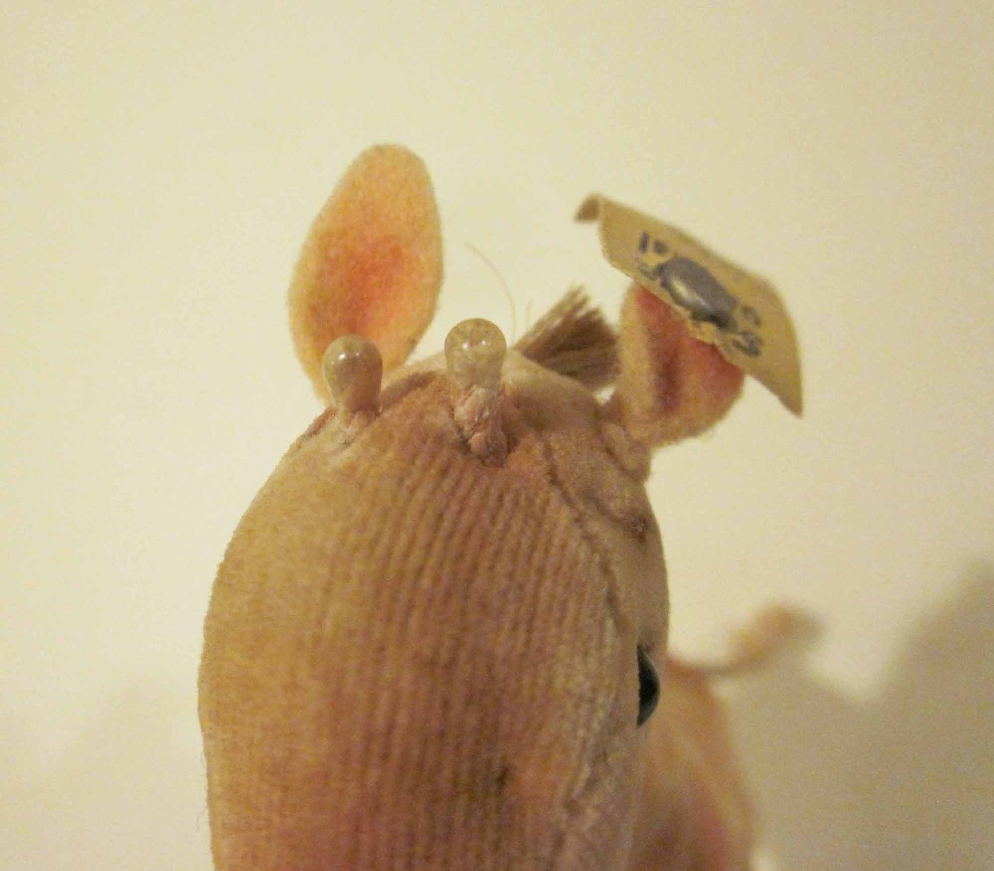 Vintage Steiff Giraffe Plush Toy: 1950s Spotted Velvet, Button