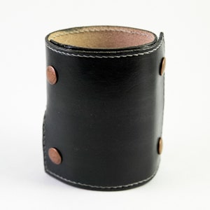 Billetera de muñeca Billetera de cuero, Billetera de puño de cuero, Pulsera de brazalete de cuero, Billetera de muñeca para mujeres, Billetera de hombre, Negro con hilo blanco