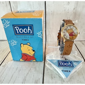 Vintage Timex Disney Winnie the Pooh KIDS Watch Gold Case Flower Embossed Band
