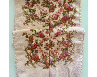 Vintage TASTEMAKER Floral Hand Towels Pink Roses Purple Green Fringe Set of 4