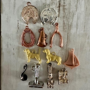 ヴィンテージ　1930年代　アメリカ　チャーム　ブローチ　キューピー Cracker Jack Charm Kewpie - Etsy