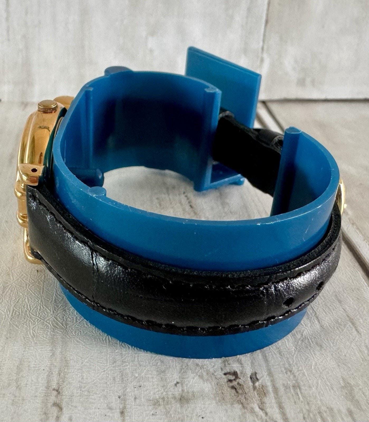 Vintage Disney Lorus Mickey Mouse Quartz Watch ~ Blue Face 