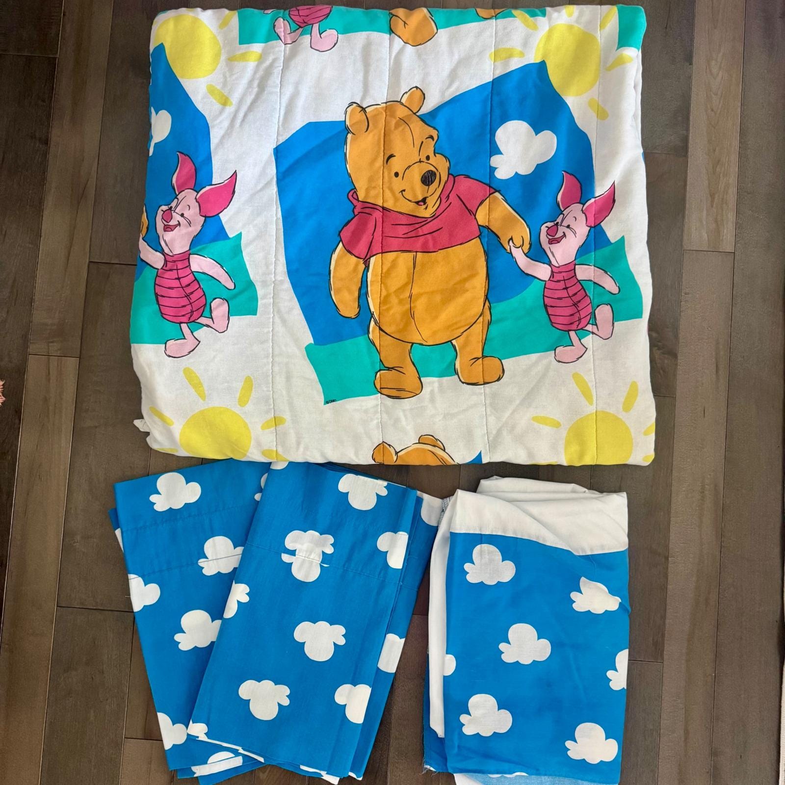 Vintage 90s Disney Winnie the Pooh Piglet Comforter Skirt Valance